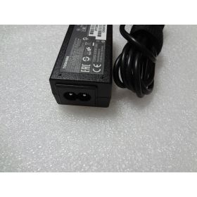 Orjinal PSPN2U-003003 Toshiba Satellite E45-B4200 Notebook Adaptörü