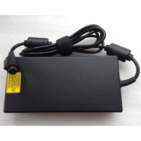 Orjinal Toshiba Qosmio X70-A-11L Notebook Adaptörü