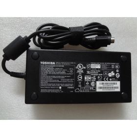 Orjinal Toshiba Qosmio X70-A-11L Notebook Adaptörü