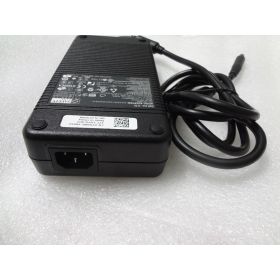 Dell DP/N 0XM3C3 XM3C3 Orjinal Notebook Adaptörü
