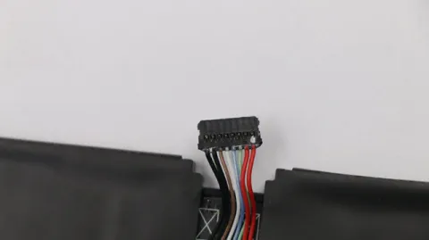 Lenovo Yoga 900-13ISK2 Type (80UE) Orjinal Laptop Bataryası