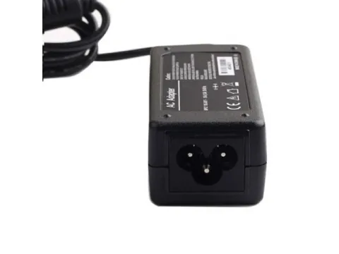 XEO 12V 3.33A 40W 2.5x0.7mm Muadil Notebook Adaptörü
